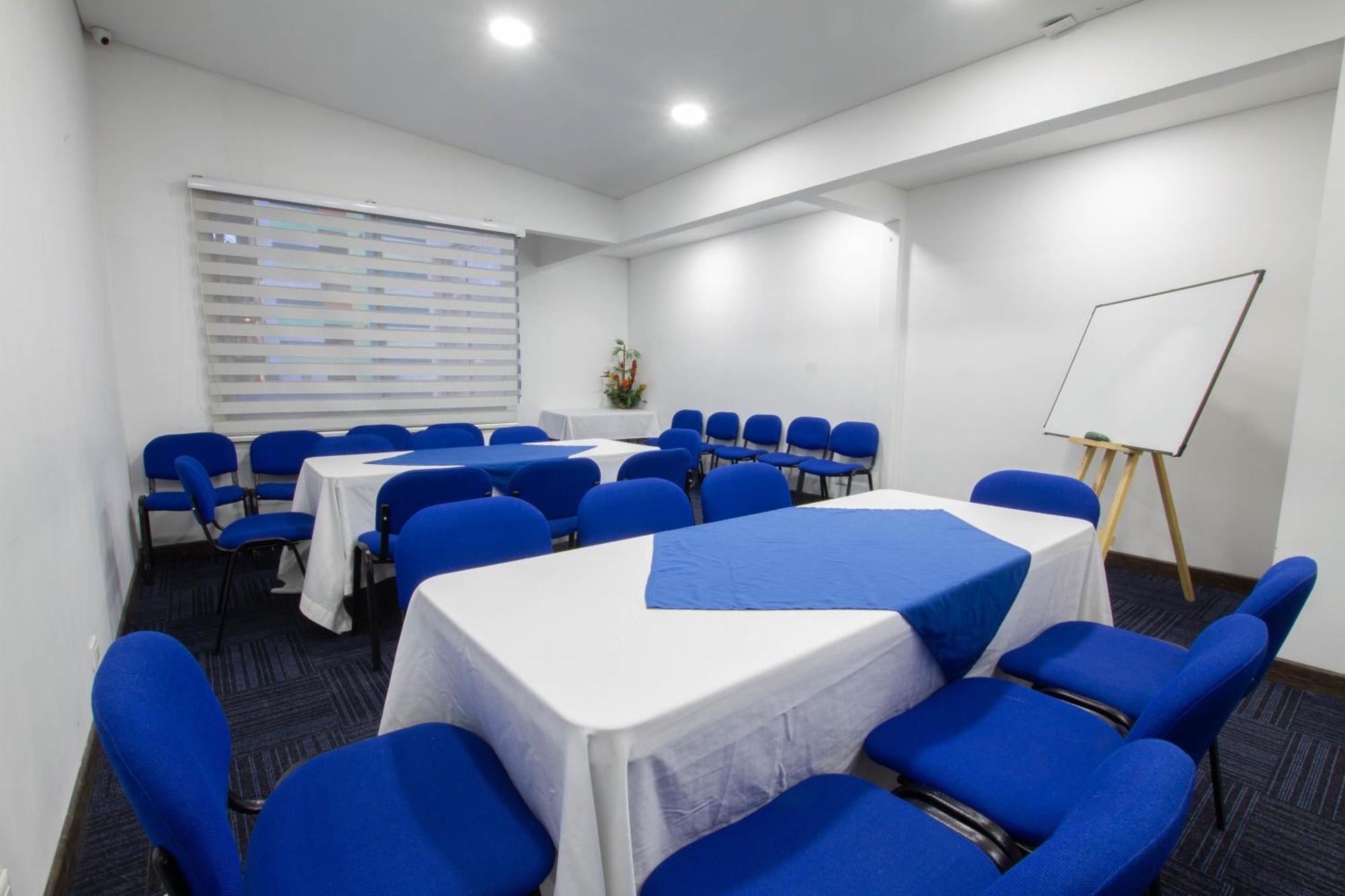 Bog Urban Hotel Богота Екстериор снимка